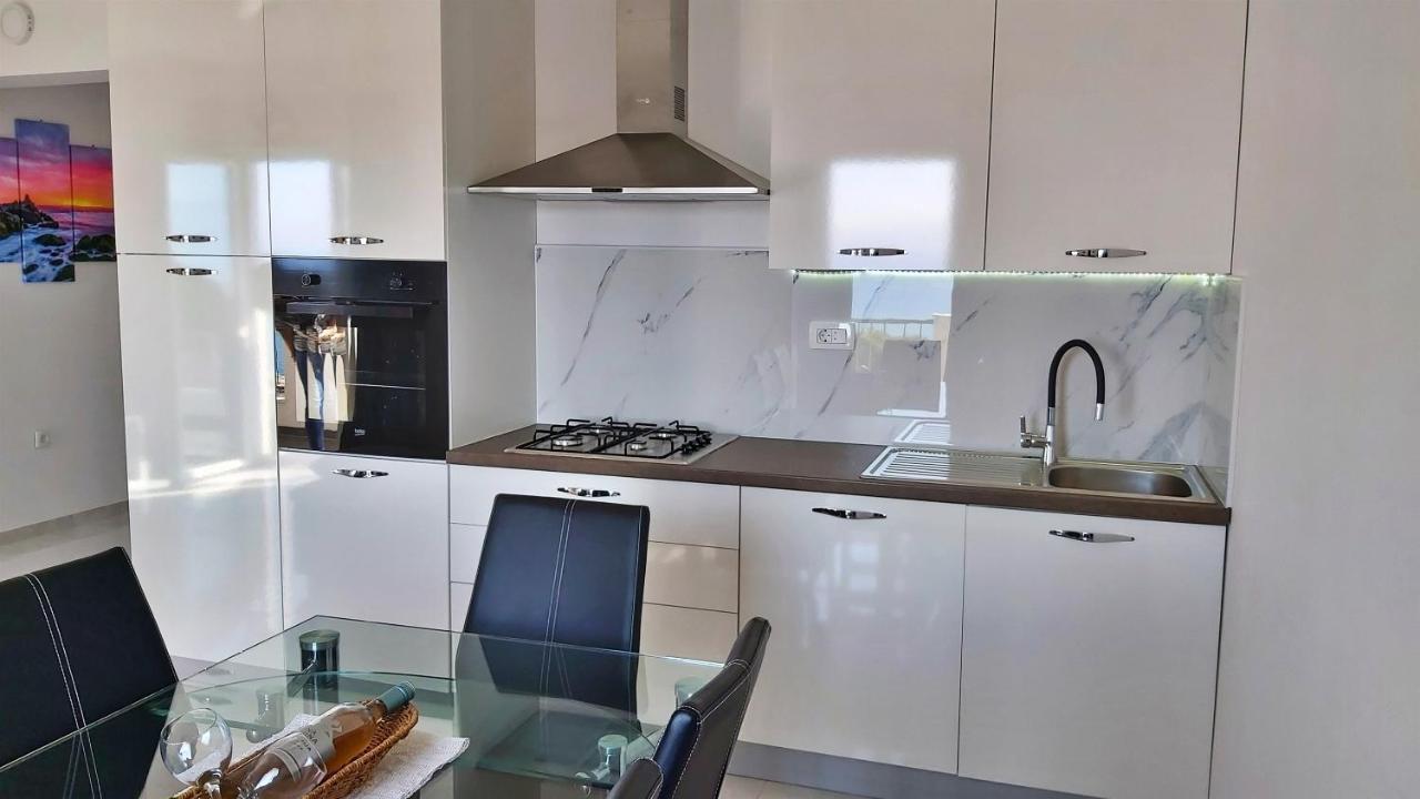 Apartments Zorica Duće Εξωτερικό φωτογραφία