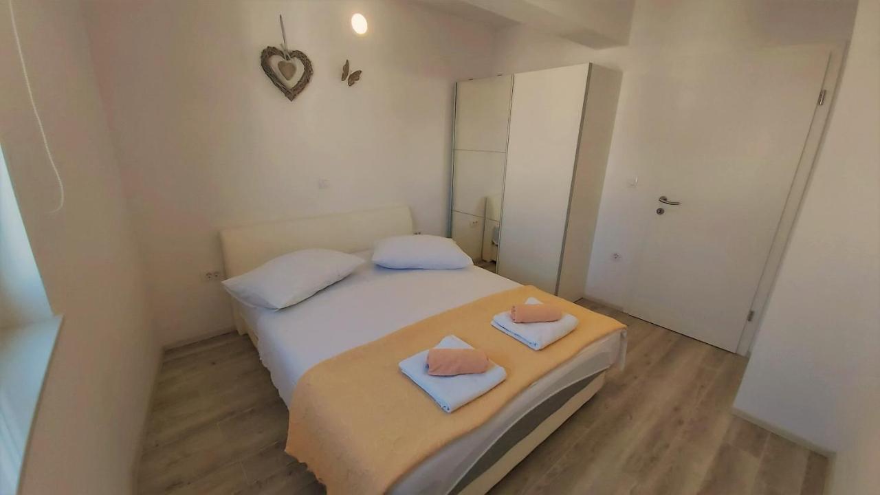 Apartments Zorica Duće Εξωτερικό φωτογραφία